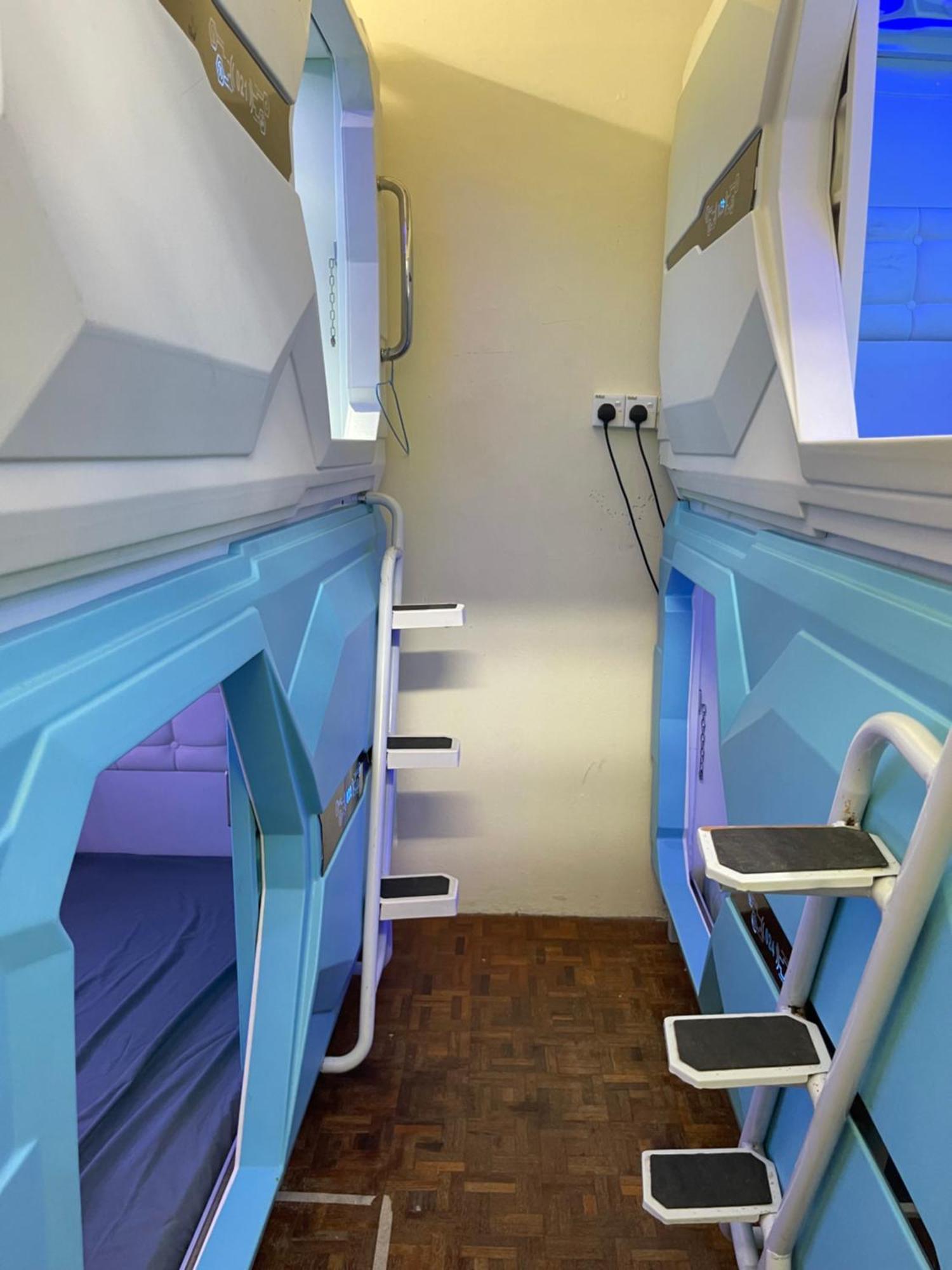 Pelangi Capsule Hostel 조호르 바루 외부 사진